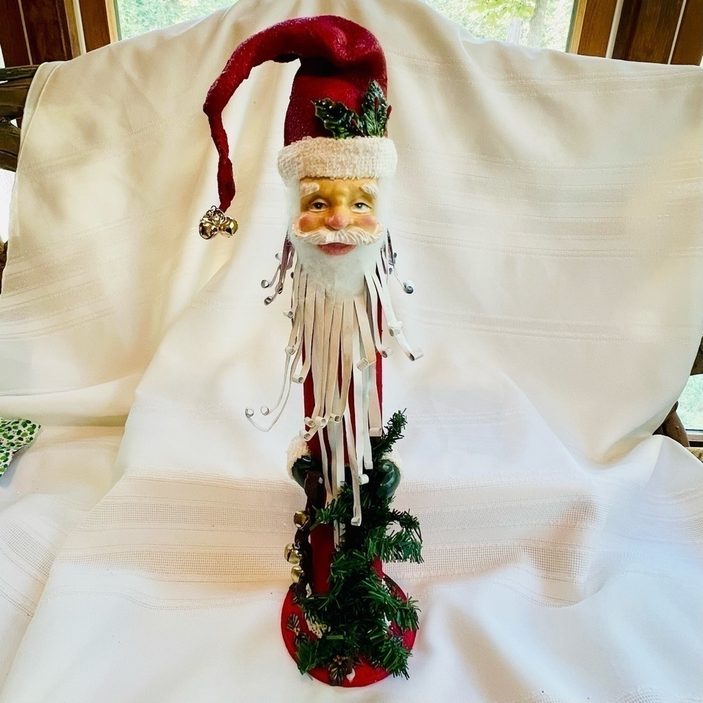 Santa Figurine Jingle Bells Whimsical Metal Beard Christmas Tree EUC‎